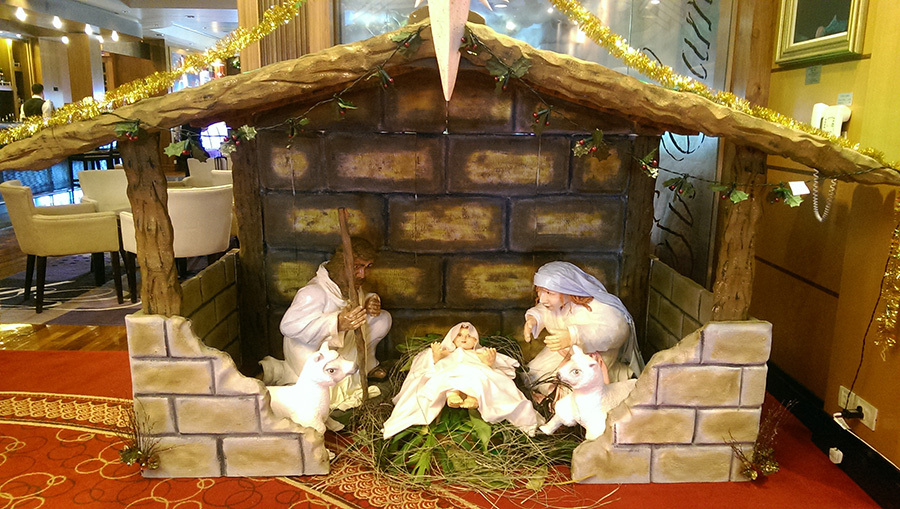 Nativity scene on QM2