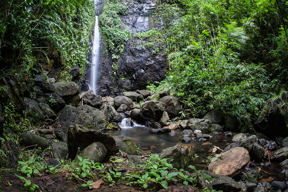 bora bora waterfall