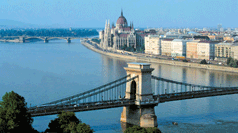 Visit Budapest's Chain Bridge and Buildings of Parliment Visit Budapest's Chain Bridge and Buildings of Parliment
