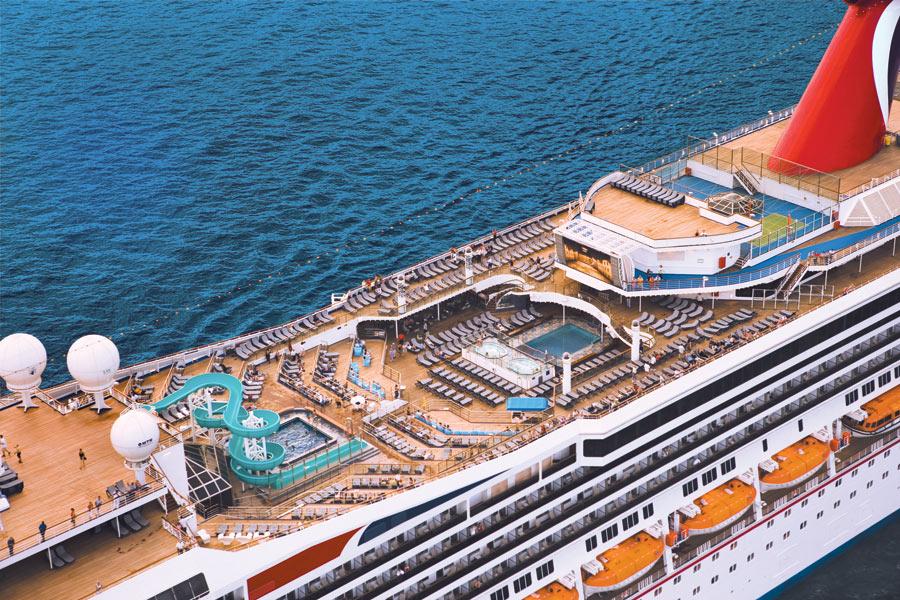 Carnival Freedom Pool Deck Cruise Carnival Cruise Carnival Freedom Carnival Legend