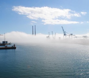 This mist at noon in Dublin harbour that cleared as quickly as it appeared