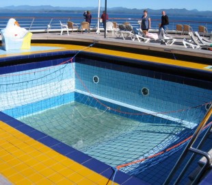 Empty swimming pool for the last full day at sea!