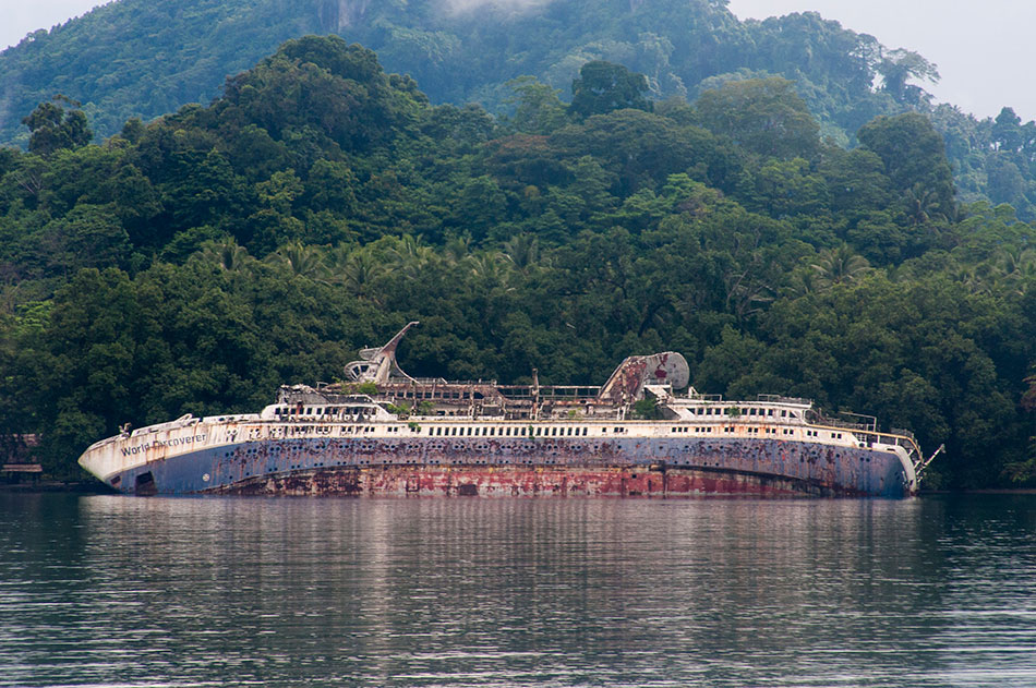 MS World Discoverer shipwreck in Solomon Islands