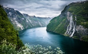 Norway-Fjords-Picture-Wallpaper-Landscape