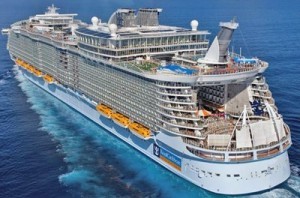 Royal-Caribbean-Oasis-Of-The-Seas-ship