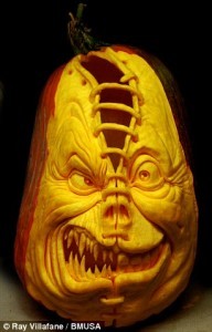 Amazing artist who carves pumpkin portraits Art in just two hours 5