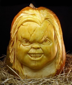most-amazing-pumpkin-carving-ray-villafane-2